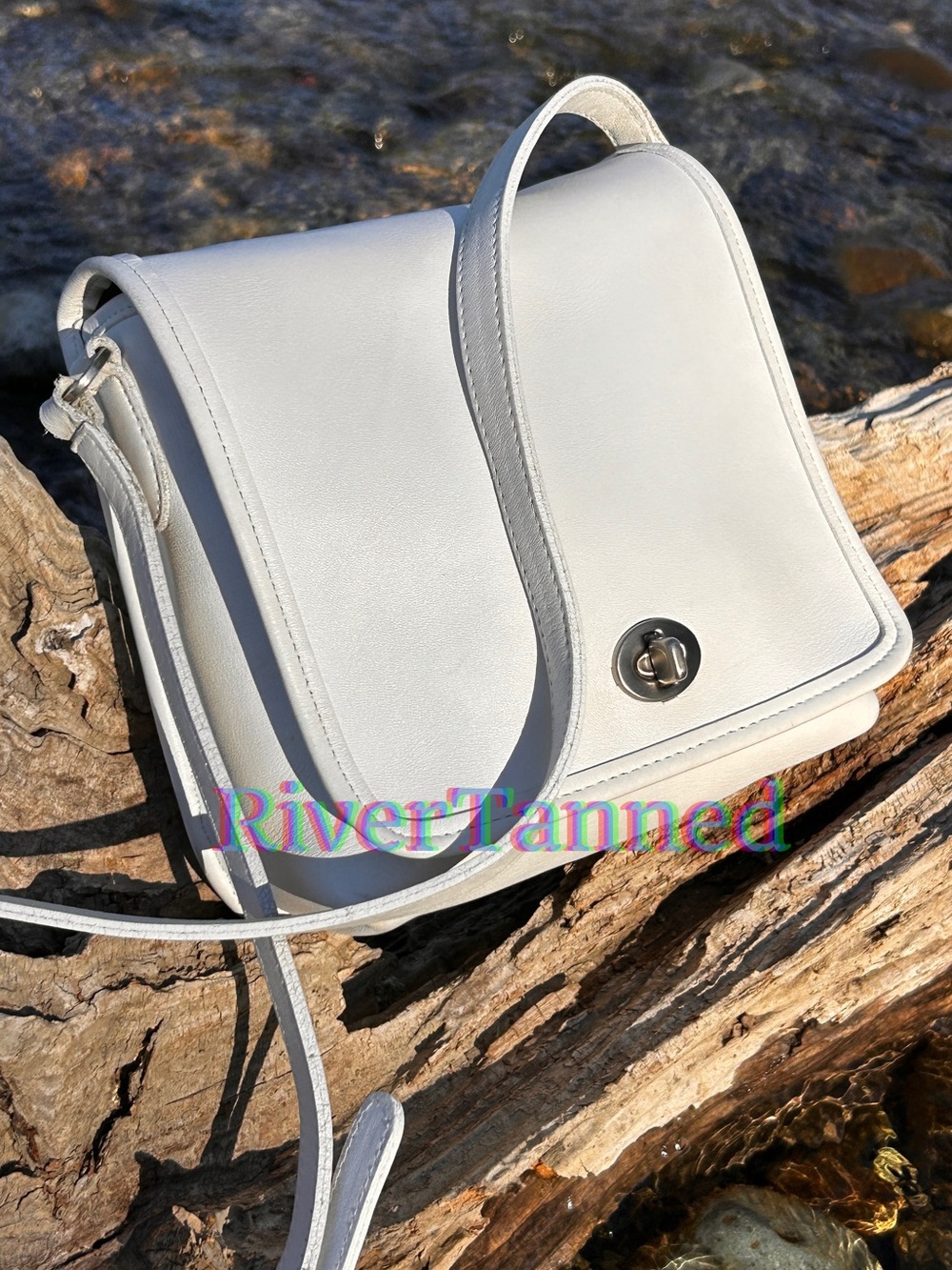 Vintage Coach 9076 Companion Bright White Made in the United States 🇺🇸